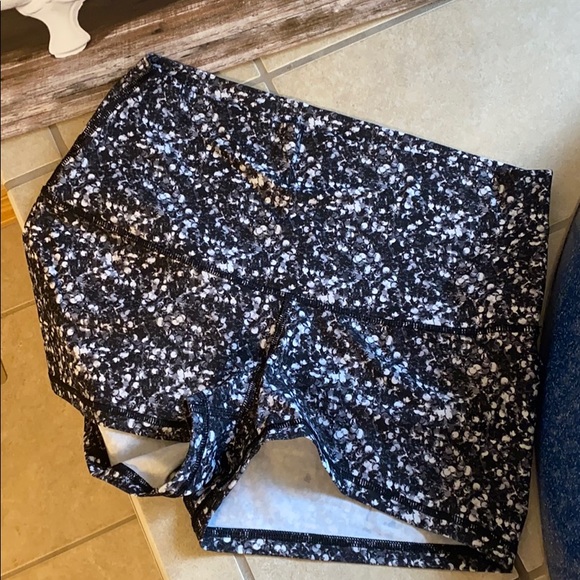 lululemon athletica Pants - Lululemon hotty shorts.